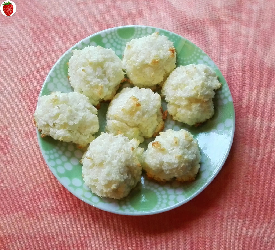 delicious coconut macaroons recipe